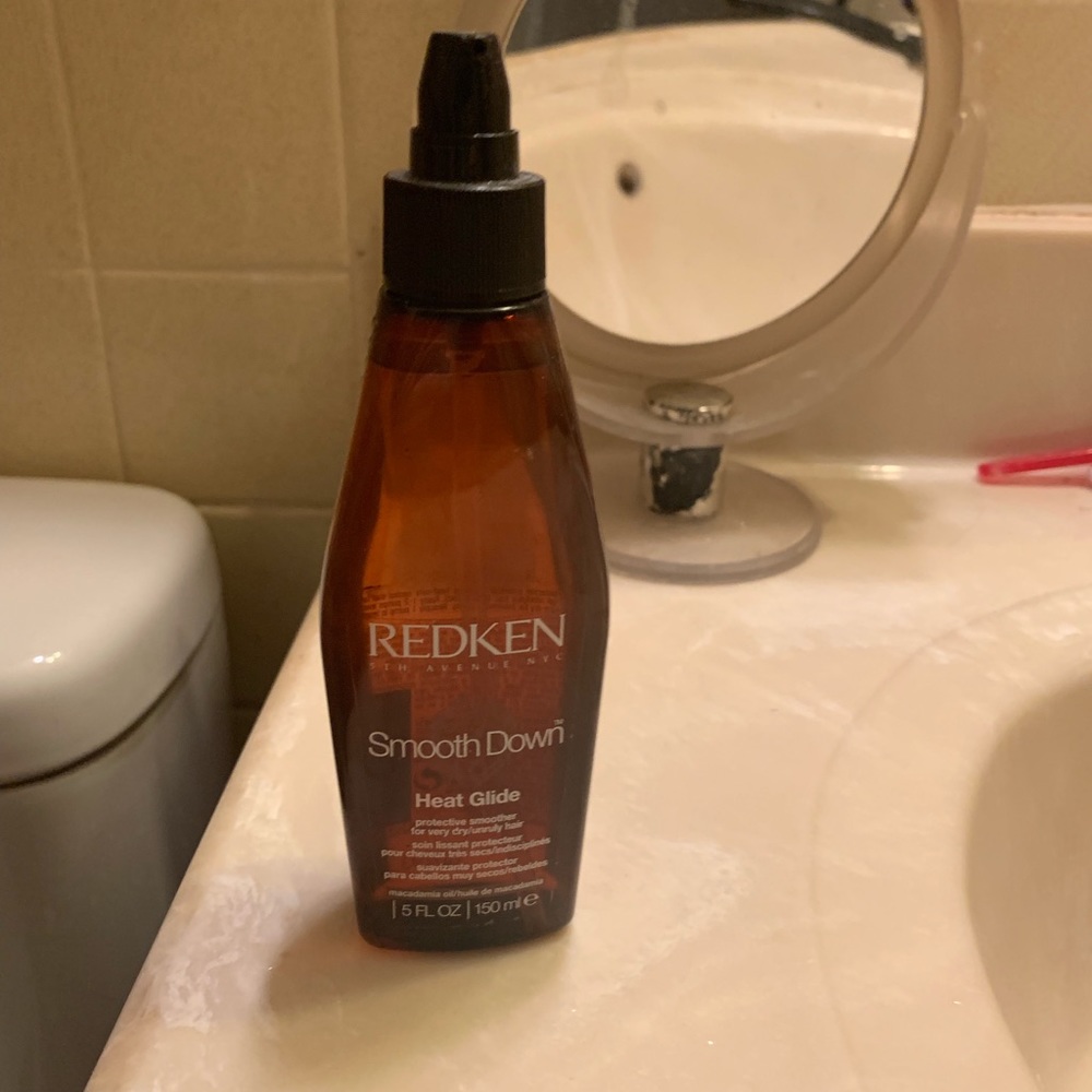 REDKEN Smooth Down Heat Glide
